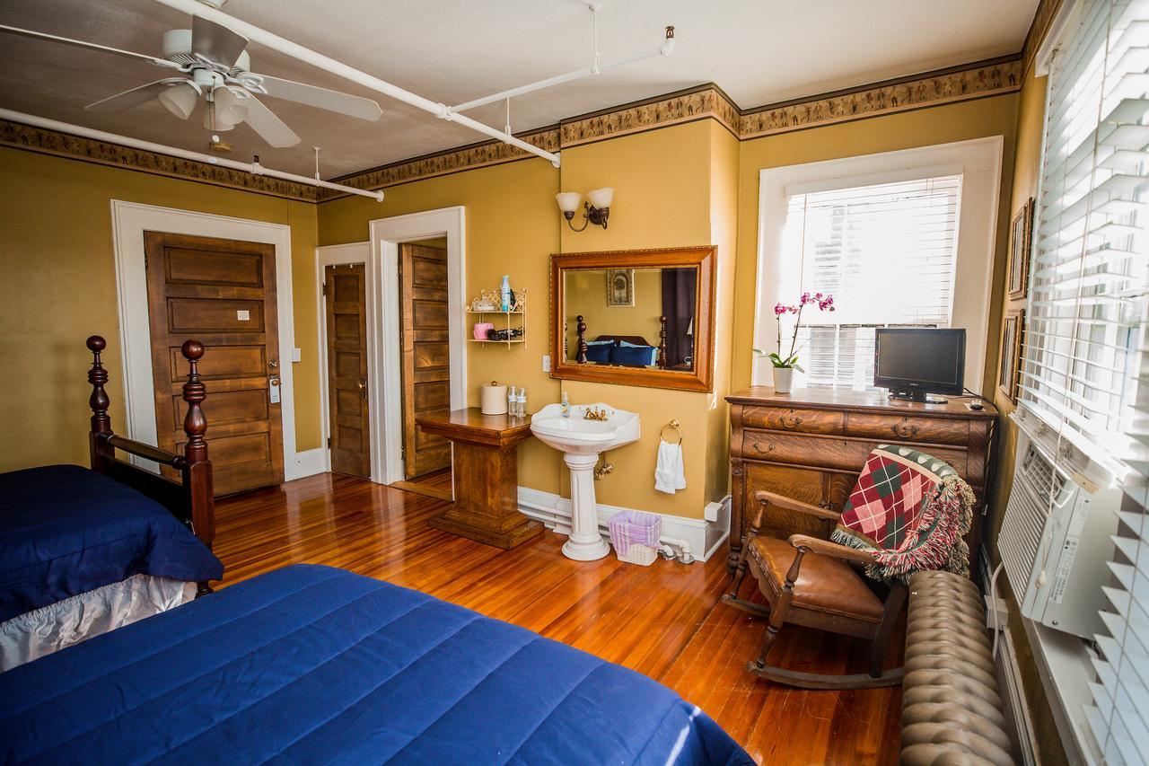 Bed and Breakfast The Henderson Hendersonville Exterior foto